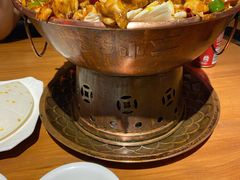 -炉小二铜锅牛蛙•川湘菜(三里屯店)