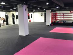 -FIGHTMAN格斗俱乐部(长宁临空店)