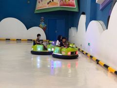 -蓝精灵乐园·世茂精灵之城主题乐园