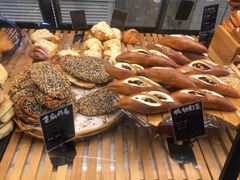 -Dough&Joe团憩(瑞虹天地月亮湾店)