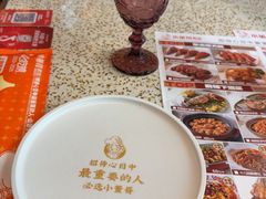 -小董哥烤串·爆汁大油边(故宫店)