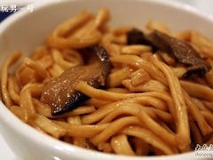 三菇炒伊面-麒麟海鲜酒家(Richmond)