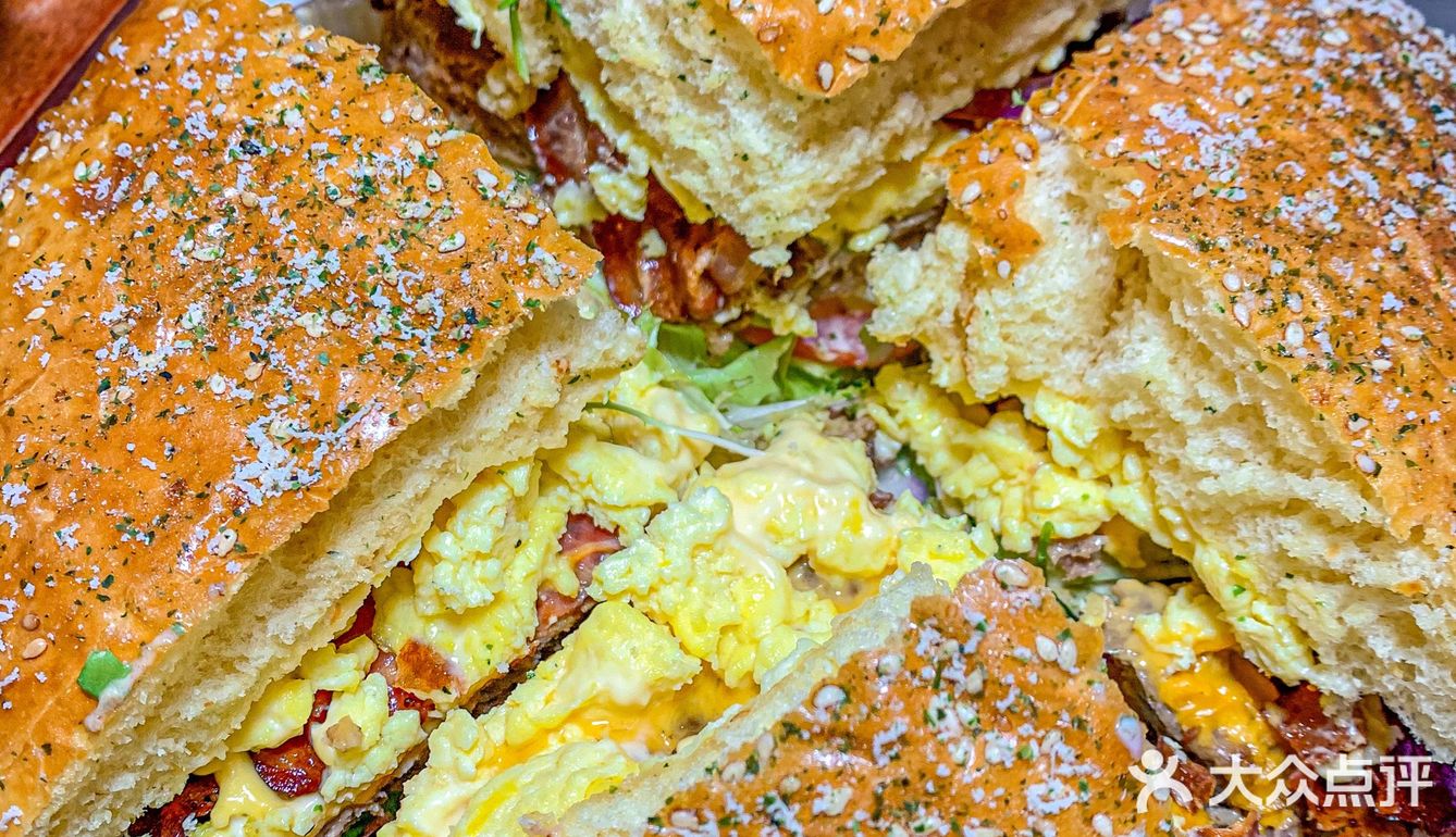 比我头还大的汉堡🍔足足12寸‼️一次性吃到爽