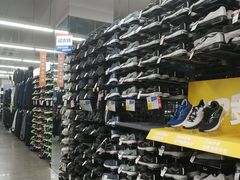 -迪卡侬(西三旗店)