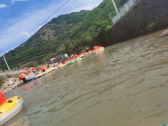 -虎啸峡漂流