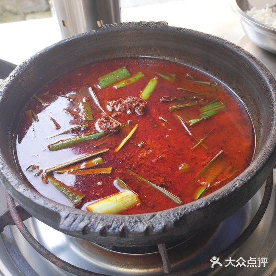 大方六龙姐妹豆干火锅店(亨特店)