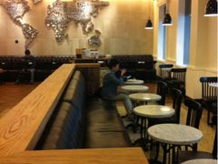 星巴克(沙面店)-星巴克臻选(广州沙面店)