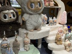 -泡泡玛特POPMART(上海环球港店)