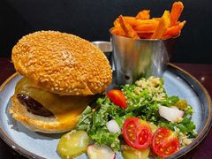 美式烧烤牛肉汉堡-bluefrog蓝蛙(悠唐购物中心店)