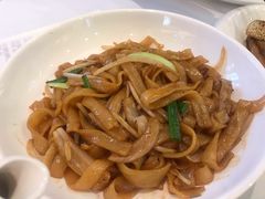 素炒河粉-万龙洲海鲜(大兴绿地缤纷城店)