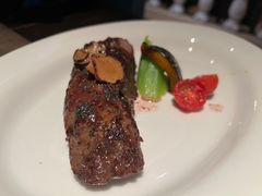 -食间牛排(重庆路万达店)