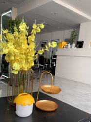 -Coo Hair salon