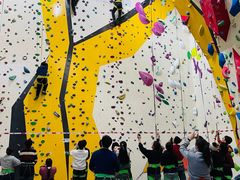 -问山MountQuest攀岩馆