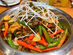 -郭婆婆疯子鸡·土货江湖菜馆