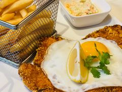 炸猪排-北京港澳中心瑞士酒店·瑞士咖啡厅·自助餐