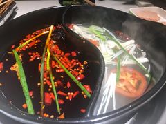 -钢管厂五区小郡肝串串香(奥克斯广场锦城万达店)