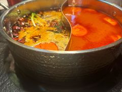 -鹿鸣山草本茶香火锅(园西路店)