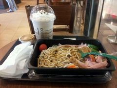 清椰摩卡星冰乐&火腿蘑菇荞麦面-星巴克(来福士2F店)