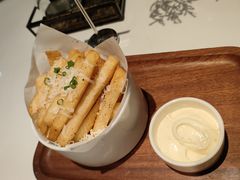 -阿妮叶李(光谷世界城店)