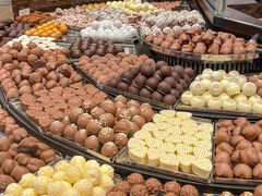 -Laderach 莱德拉(上海环贸iapm店)