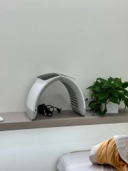 -苗方清颜专业祛痘·皮肤管理