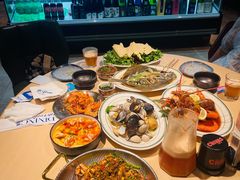 -日进一片海.生腌海鲜火锅.宵夜烧烤(三里屯总店)