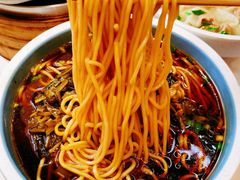 雪菜牛肉丝面-老新隆牛肉锅贴(新街口店)