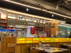 大堂-胡须佬鸡煲四季火锅店(石厦西村直营店)