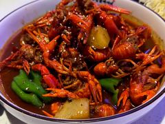 -红盔侠小龙虾(海宁银泰店)
