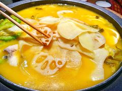 -山城外·非遗酸菜鱼(蜀都万达店)