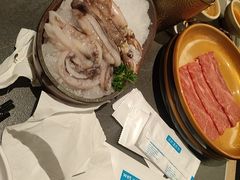 -牛YO寿喜烧·铁板烧和牛火锅自助(市府恒隆店)