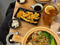 -煲仔皇腊味煲仔饭(经四万达店)