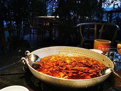-冰冰龙虾·江湖菜·花园江景餐厅
