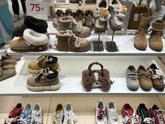 -龙湖杭州滨江天街