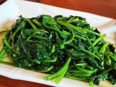 清炒菠菜-珍宝楼