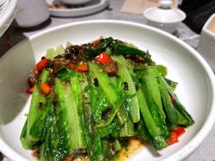 鲮鱼油麦菜-渔语鱼新川菜Bistro(万象天地店)