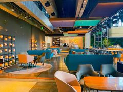 -The ROOF (通盈中心店)