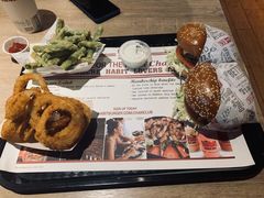 -The Habit Burger Grill 哈比特汉堡(复兴soho店)