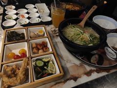 -妈妈故事米线(市府恒隆店)