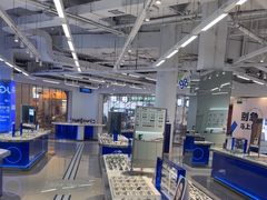 -优购镜仓(黄岛吾悦店)