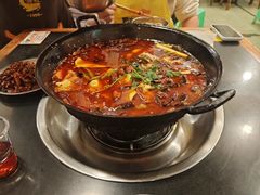 -鸿顺老铁锅美蛙鱼府(解放碑店)