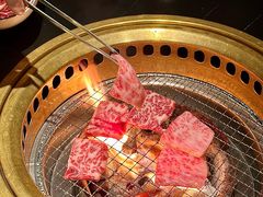 -山川小町·极番烧肉(新地假日广场店)