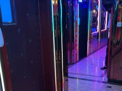 -路边边.炒菜烧烤.音乐餐厅(良乡长虹店)