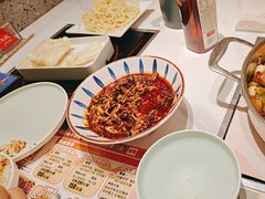 -黄记煌三汁焖锅(新佳丽江汉路店)