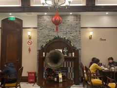 等位区-东海咖啡馆