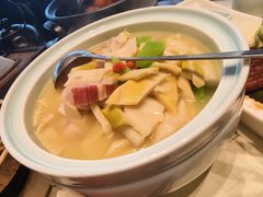 砂锅腌笃鲜-甬妈妈湖畔里餐厅(唐山南湖旅游景区店)