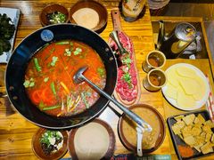 -贵厨酸汤牛肉(小十字店)