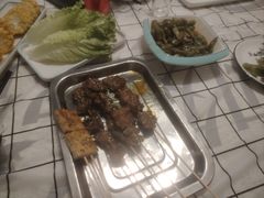 -顶峰夜宴·龙虾烧烤大排档(九江学院店)