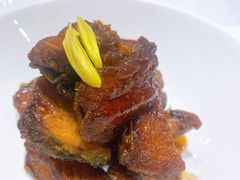 老上海熏鱼-新吉士·上海菜(浦东LCM置汇旭辉店)