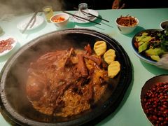 -鱼窝棚柴火铁锅炖(富山屯店)